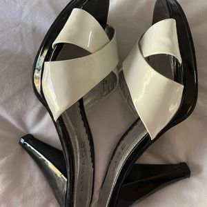 Gently worn. Selling due to recent foot surgery.